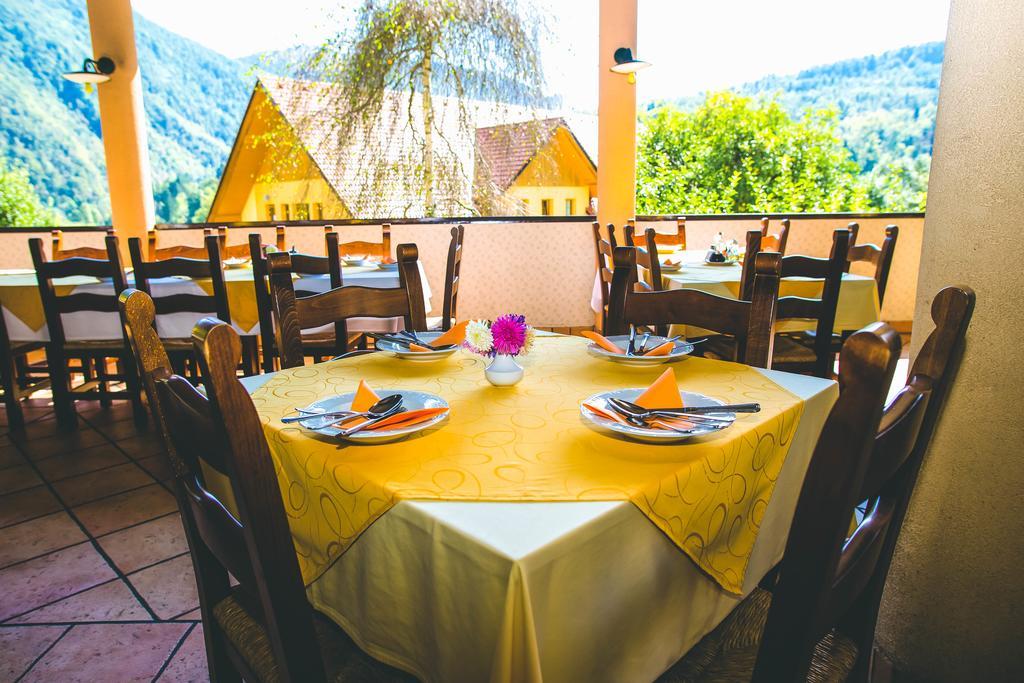 Hotel Kovac Osilnica エクステリア 写真