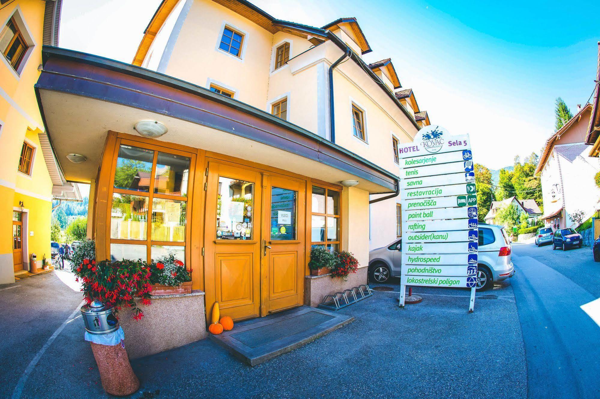 Hotel Kovac Osilnica エクステリア 写真